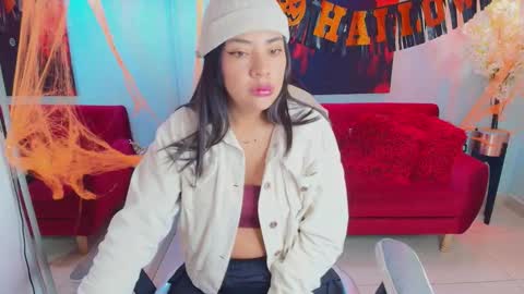 Snapshot of tammy_petit chatting on 1, 11, 2025 Tammy online show from 1, 11, 2025