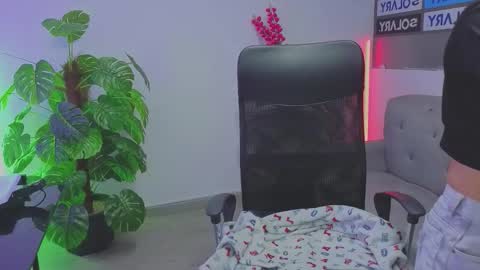 tammy_thompson_ online show from 18, 12, 2025