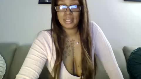 Snapshot of tammygold chatting on 11, 1, 2025 Tammygold online show from 11, 1, 2025