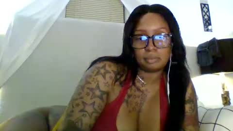 Snapshot of tammygold chatting on 3, 12, 2025 Tammygold online show from 3, 12, 2025