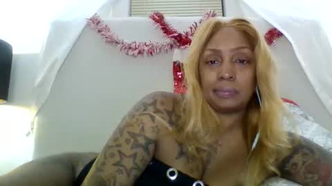 Snapshot of tammygold chatting on 17, 12, 2025 Tammygold online show from 17, 12, 2025