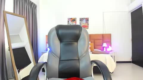 Snapshot of tamy_edwards chatting on 12, 1, 2026 Tamy online show from 12, 1, 2026