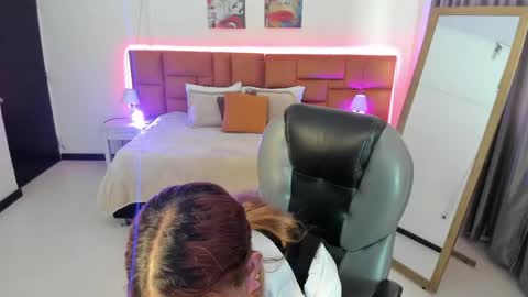 Tamy  online show from 2, 5, 2026