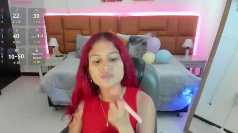Snapshot of tamy_edwards chatting on 24, 6, 2026 Tamy online show from 24, 6, 2026