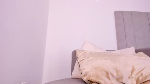 Tamy Leen online show from 30, 12, 2024