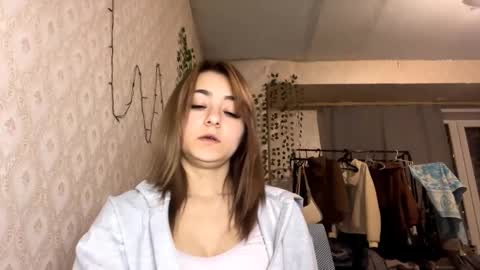 Snapshot of tangelafritts chatting on 6, 2, 2026 Mika online show from 6, 2, 2026