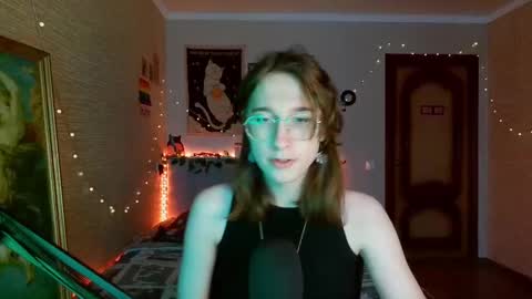 Snapshot of tangerine4dreams chatting on 23, 2, 2025 Milena Kuprianova online show from 23, 2, 2025