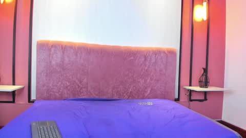 tania_fontana online show from 4, 1, 2025