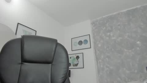 Snapshot of tanisha_cambell chatting on 24, 2, 2025 Tanisha online show from 24, 2, 2025