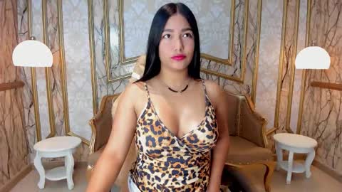 Snapshot of tanisha_greyy chatting on 7, 11, 2025 Tanisha ONLINE GTM -5 7001400 online show from 7, 11, 2025