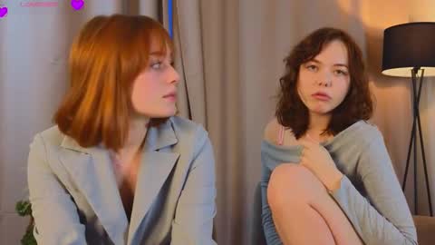 Angela and Victoria online show from 14, 12, 2025