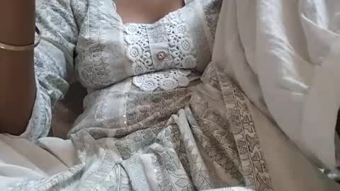 Snapshot of taniya_roy4628 chatting on 7, 4, 2026 taniya_roy4628 online show from 7, 4, 2026