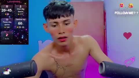 Snapshot of tanjiro_cute chatting on 9, 6, 2026 Andres online show from 9, 6, 2026
