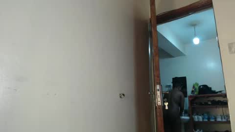Snapshot of tannia004 chatting on 16, 6, 2026 tania online show from 16, 6, 2026