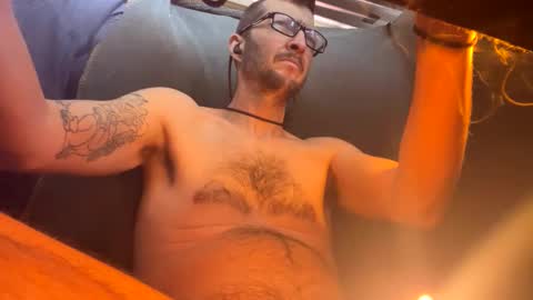 Snapshot of tantrapunk chatting on 17, 4, 2026 Tantra Punk online show from 17, 4, 2026