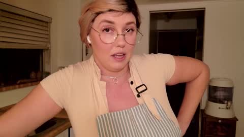 Snapshot of tantric_eden_ chatting on 27, 11, 2025 Lilith Eden sometimes Eve online show from 27, 11, 2025