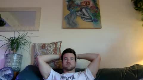 Dr. Love online show from 1, 1, 2025