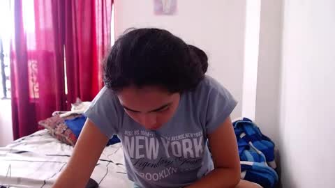 Angeline  Follow  online show from 9, 12, 2024