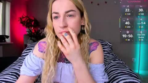 Snapshot of tanya_acid chatting on 24, 2, 2025 Tanya acid online show from 24, 2, 2025