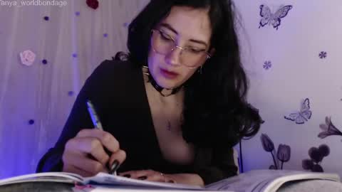 Snapshot of tanya_worldbondage chatting on 21, 4, 2026 tanya online show from 21, 4, 2026