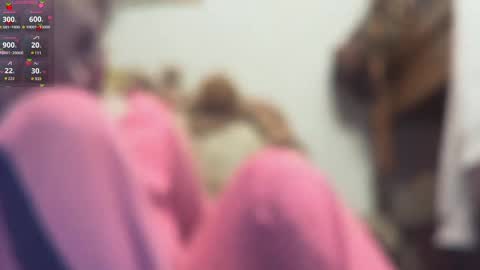 tanyaray_ online show from 8, 4, 2026