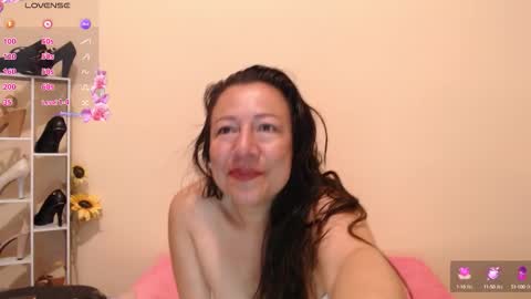 Snapshot of tanyya38a chatting on 13, 9, 2025 tanyya38a online show from 13, 9, 2025