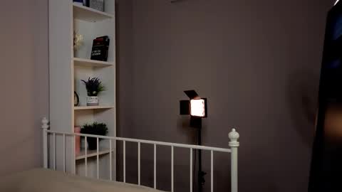 tara_renn online show from 9, 2, 2025