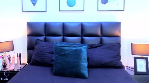 taracarsonn online show from 24, 2, 2025