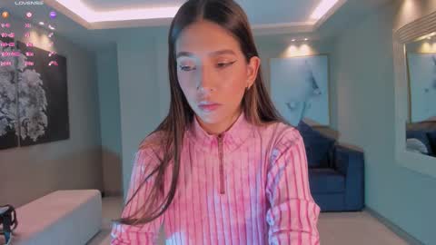 Tara Lawrence online show from 18, 10, 2025