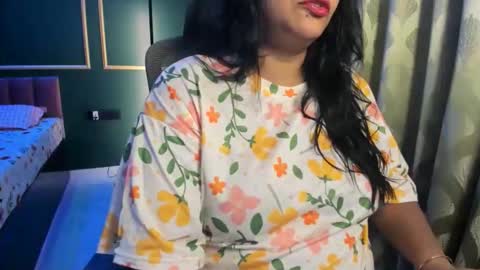 Snapshot of tarivishu23 chatting on 4, 2, 2026 tarivishu23 online show from 4, 2, 2026