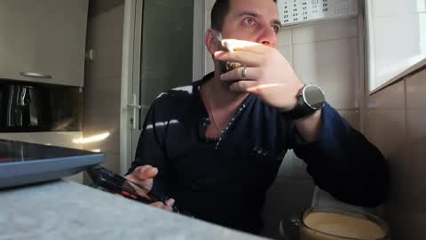 Snapshot of tarkan198 chatting on 12, 1, 2025 tarkan198 online show from 12, 1, 2025