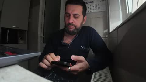 Snapshot of tarkan198 chatting on 1, 2, 2025 tarkan198 online show from 1, 2, 2025