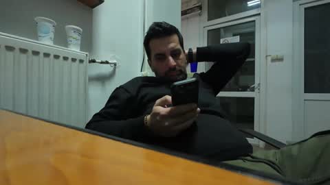 Snapshot of tarkan198 chatting on 12, 2, 2025 tarkan198 online show from 12, 2, 2025