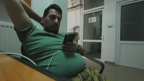 Snapshot of tarkan198 chatting on 14, 2, 2025 tarkan198 online show from 14, 2, 2025