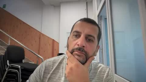 Snapshot of tarkan198 chatting on 5, 10, 2025 tarkan198 online show from 5, 10, 2025