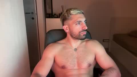 tarquit8 online show from 8, 10, 2025