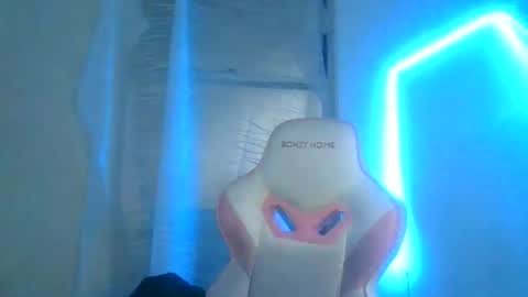 Snapshot of tasha_sky chatting on 18, 1, 2025 tasha_sky online show from 18, 1, 2025