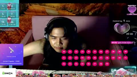 Snapshot of tashakai chatting on 17, 11, 2025 TashaKai online show from 17, 11, 2025