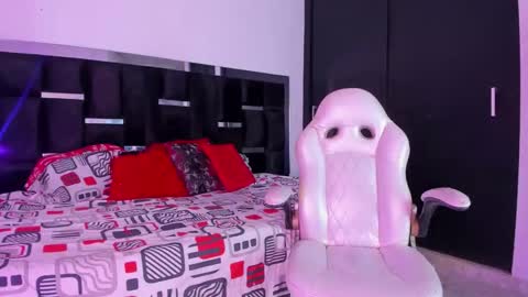 tashasant online show from 24, 11, 2025