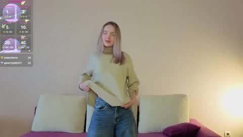 Snapshot of tashinapetitto chatting on 27, 3, 2026 Your Ressie online show from 27, 3, 2026