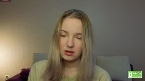 Snapshot of tashinapetitto chatting on 14, 4, 2026 Your Ressie online show from 14, 4, 2026