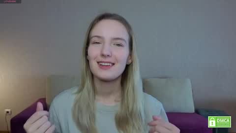 Snapshot of tashinapetitto chatting on 25, 5, 2026 Your Ressie online show from 25, 5, 2026