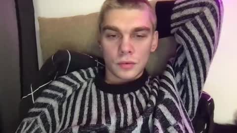 tasteithorny online show from 20, 1, 2025