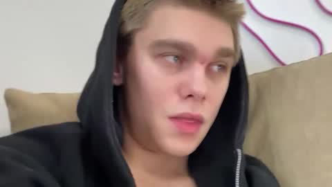 tasteithorny online show from 10, 3, 2025