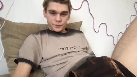 tasteithorny online show from 11, 3, 2025