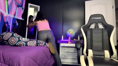 tastemecaroline online show from 20, 12, 2025