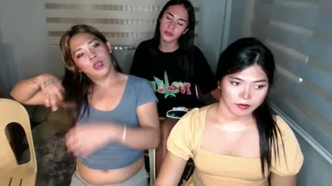 Snapshot of tasteofinnocent69 chatting on 6, 12, 2024   online show from 6, 12, 2024