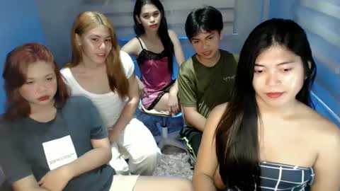 Snapshot of tasteofinnocent69 chatting on 6, 1, 2025   online show from 6, 1, 2025