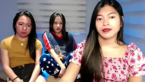 Snapshot of tasteofinnocent69 chatting on 23, 1, 2025   online show from 23, 1, 2025