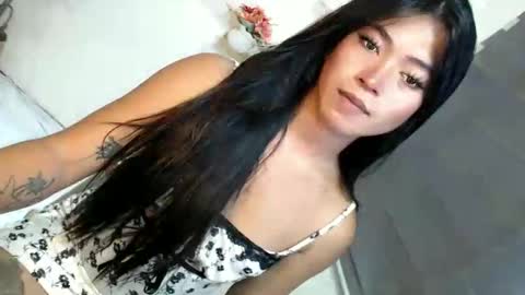 Snapshot of tasteofinnocent69 chatting on 12, 9, 2025   online show from 12, 9, 2025